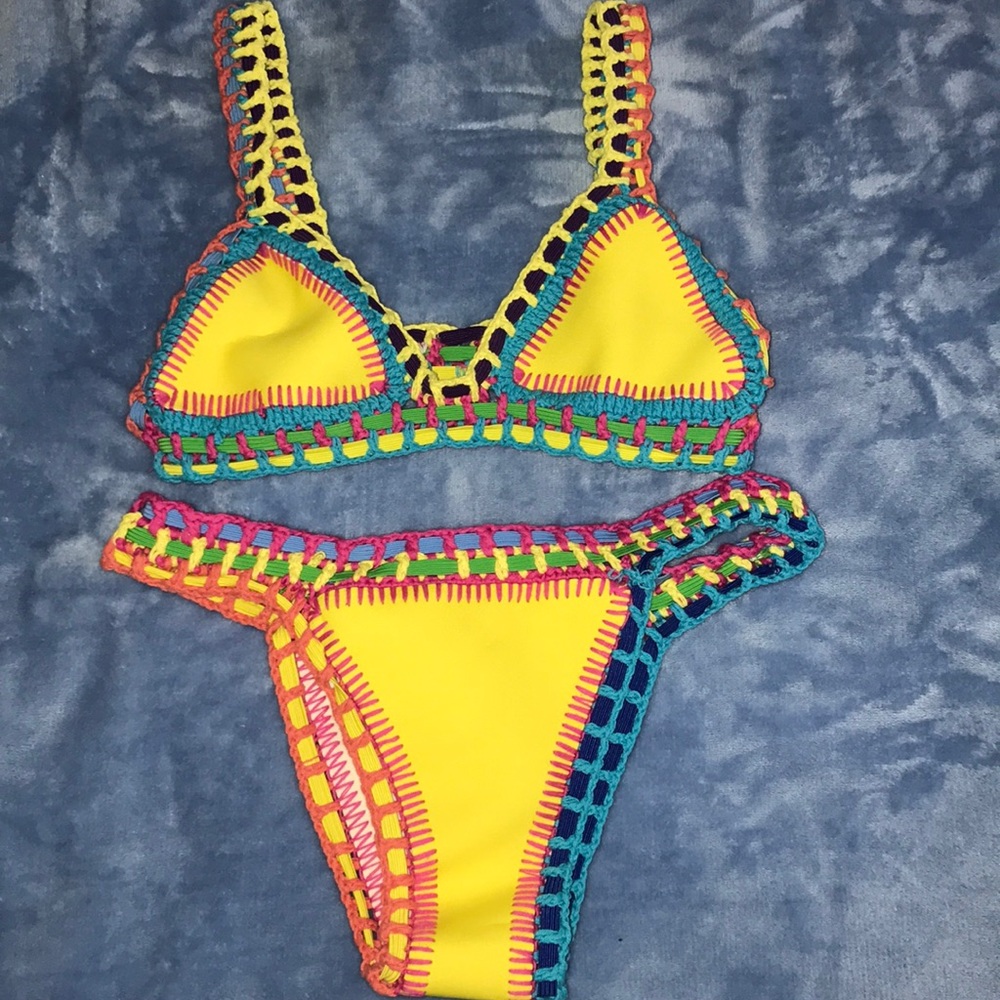 Never worn, high quality bikini set